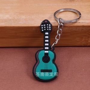 Брелок резиновый Классическая гитара. Цвет зеленый.